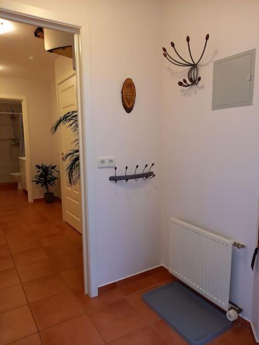 Ferienwohnung Þorsmoerk Farm 12 Min From Akureyri Svalbarthseyri Exterior foto